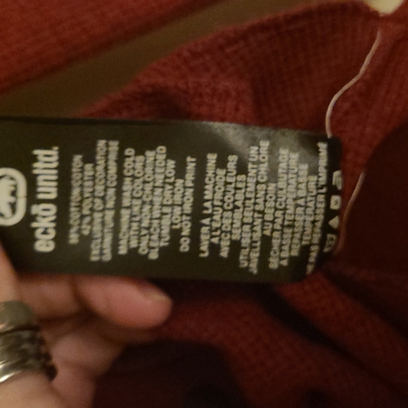 💙2/$30💙 Nwot Ecko longsleeve - Picture 2 of 2